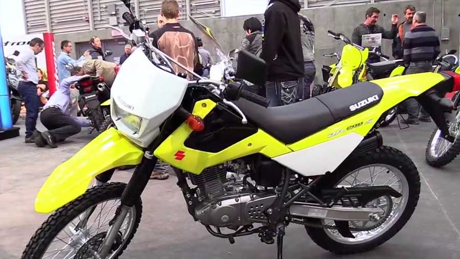 Suzuki DR200S Ride Review and Top Speed run!