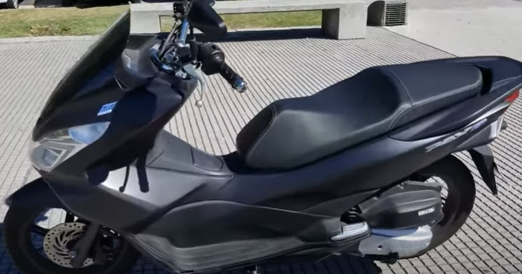 Honda PCX Scooter Review